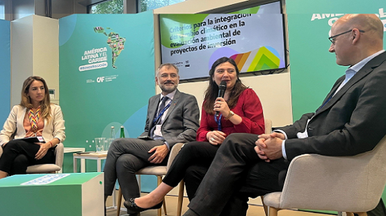 Presentan en la COP 28 documento sobre cambio climático en la evaluación ambiental de proyectos