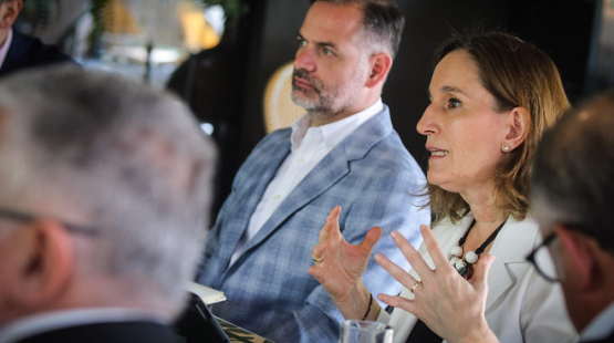 Directora Durán se reunió con máximos representantes de Generadoras de Chile