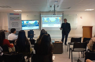 SEA Antofagasta capacita a estudiantes de Ciencias Ambientales en la Universidad Católica del Norte