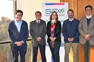 SEA celebra 30 años de la Ley 19.300 con emotivo reconocimiento a sus exdirectores ejecutivos