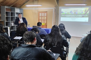 SEA Biobío capacita sobre la “Guía metodológica para la consideración del cambio climático en el SEIA”