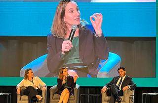 Directora ejecutiva del SEA participó en la Expomin 2025