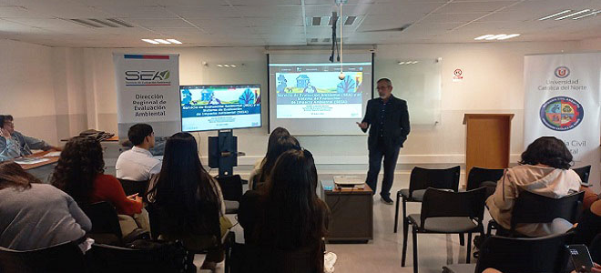 SEA Antofagasta capacita a estudiantes de Ciencias Ambientales en la Universidad Católica del Norte