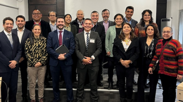 Seminario "Acción preventiva de los efectos del cambio climático en el cierre de minas en los países andinos".